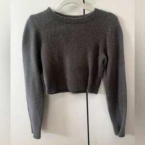 Fuzzy gray cropped sweater